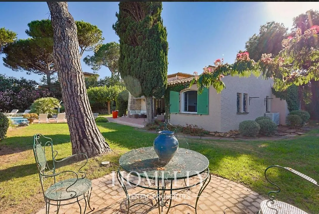 Magnifique Villa Vue Mer Ste Maxime - Villa Gabriella サント・マキシム 0*,  フランス